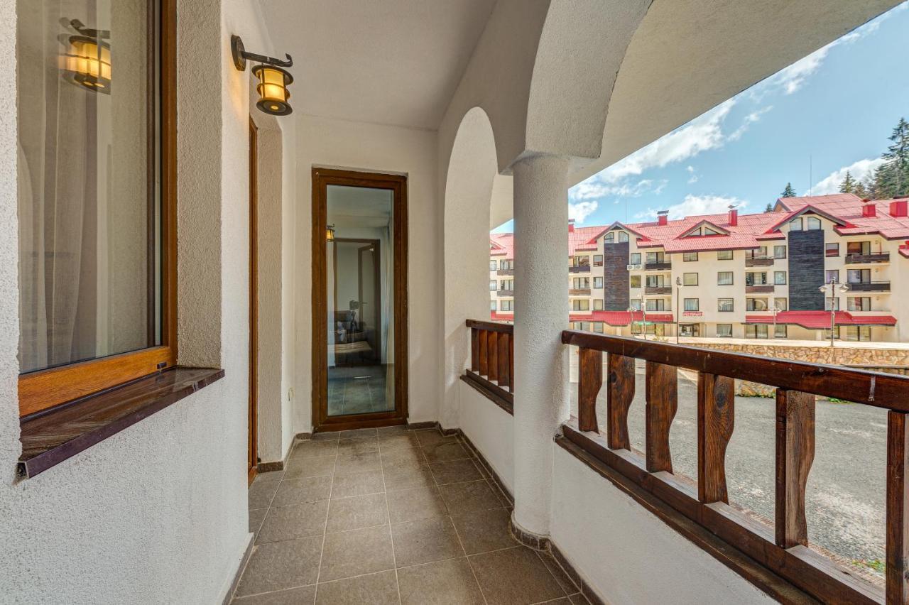 Bright And Spacious 2-Bdr Apartment With Balcony By Flat Mаnager Pamporovo Exteriör bild